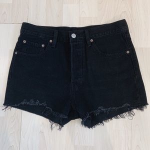 Levi’s Black Distressed Cut-Off Shorts